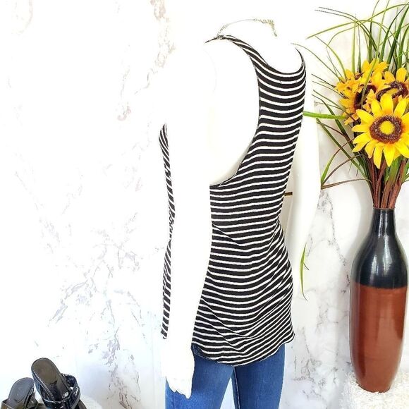 Brandy Melville super soft made in Italy tank top - Picture 4 of 8